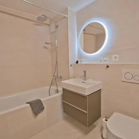 Апартаменти Haus Bodmen C, Gruensee *